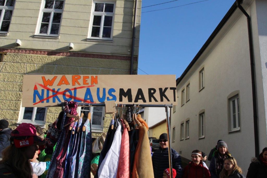 Vermutlich muss der Nikolausmarkt umbenannt werden... Faschingszug Isen 2018