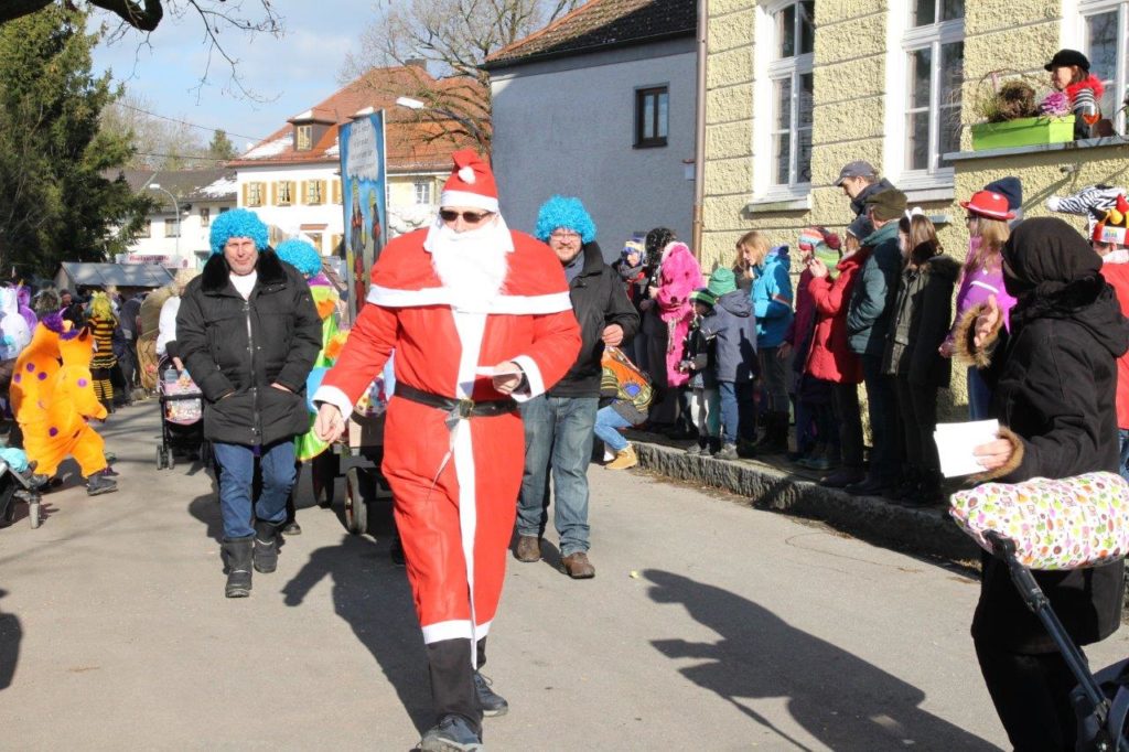 Nikolaus - entweder zu spät oder zu früh drann.. Faschingszug Isen 2018