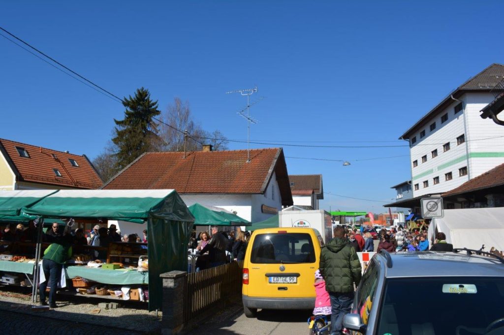 Großer Andrang beim Frühlingsfest 2017 in Isen