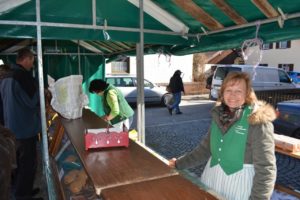 Immer recht freundlich - Das Team vom Bauernmarkt Isen