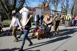 2023-02-21-Faschingsumzug-Isen-209