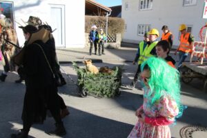 2023-02-21-Faschingsumzug-Isen-288