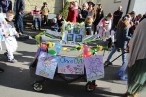 2023-02-21-Faschingsumzug-Isen-68-1
