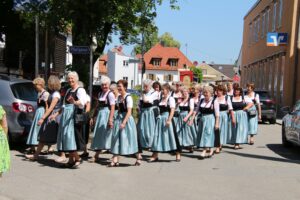 2023-06-25 100 Jahre Frauengemeinschaft Isen (257)
