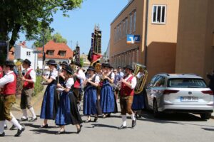 2023-06-25 100 Jahre Frauengemeinschaft Isen (378)
