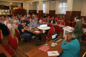 2025-05-12 Bürgerversammlung Isen (110)