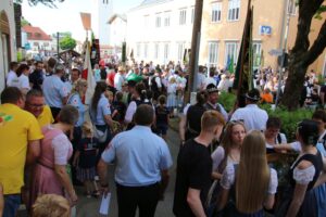 2025-06-18 Volksfesteinzug (14)