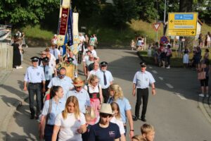 2025-06-18 Volksfesteinzug (180)