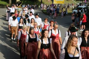 2025-06-18 Volksfesteinzug (247)