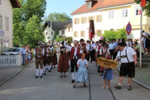 2025-06-18 Volksfesteinzug (84)