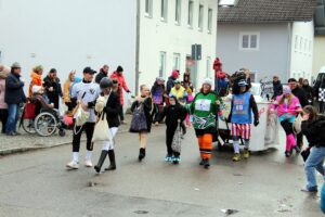 2026-02-17 Faschingsumzug Isen (175)