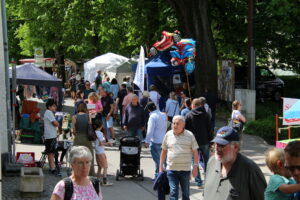 2026-05-10 Kreuzmarkt Isen (409) 2026-05-10 Kreuzmarkt Isen (409)