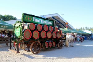 2026-05-25 Volksfesteinzug Isen (408)